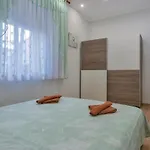 Holiday home Gorgeous Home In Pula With Wifi *