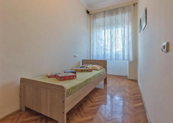 Gorgeous Home In Pula With Wifi * Pula
