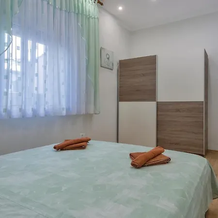 Dom wakacyjny Stunning Home In Pula With Wifi *