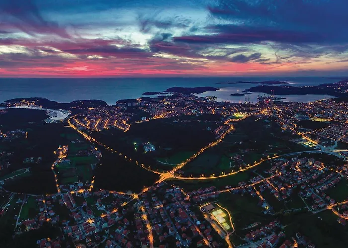 Gorgeous In With Wifi *